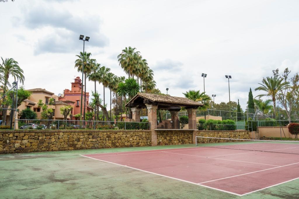 La Cartuja Del Golf Apartment Estepona Ngoại thất bức ảnh