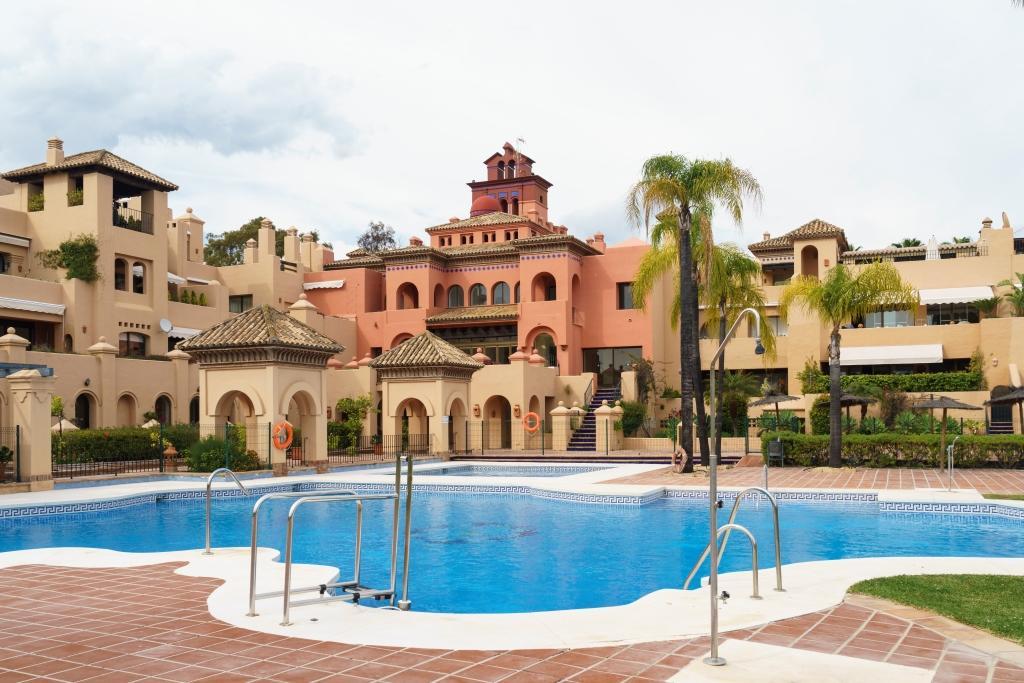 La Cartuja Del Golf Apartment Estepona Ngoại thất bức ảnh